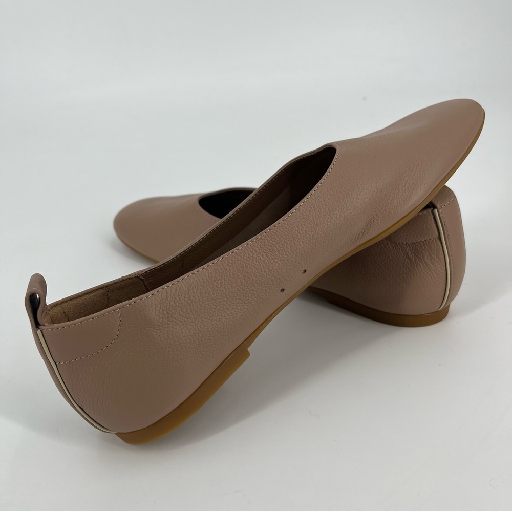 Everlane Pebbled Leather Ballet Flats in Taupe - Picture 11 of 13